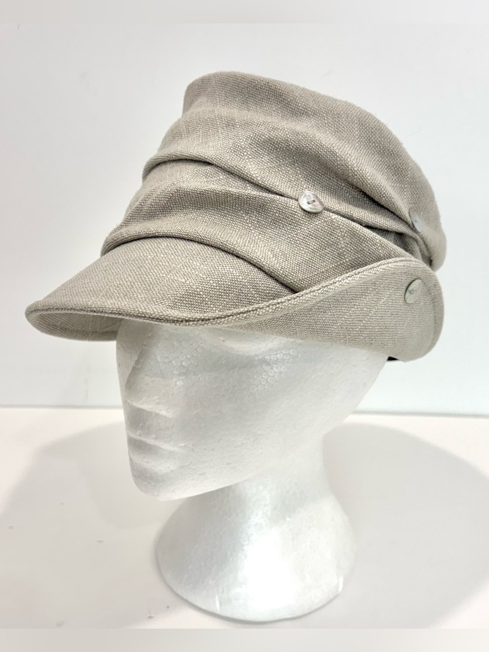 DeLux beige linen blend newsboy cap